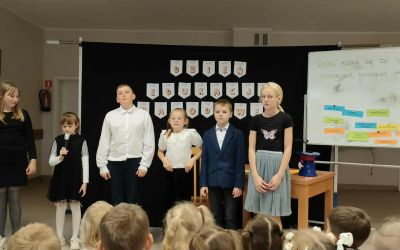 SP W CZAPIEWICACH: Akademia z okazji DEN