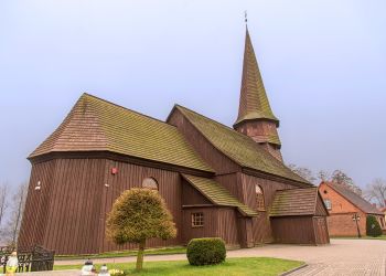 RENOWACJA KOŚCIOŁA W LEŚNIE