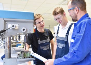 WSPARCIE KSZTAŁCENIA ZAWODOWEGO MŁODYCH PRACOWNIKÓW