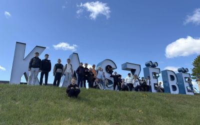 SP W LEŚNIE: Wycieczka do Parku Miniatur i Gigantów