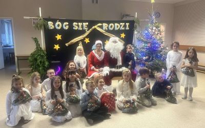 SP CZAPIEWICE: Wigilia szkolna