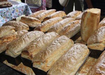 PIECZENIE CHLEBA W WIDNIE