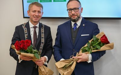 BURMISTRZ BRUS Z WOTUM ZAUFANIA RADY MIEJSKIEJ I JEDNOGŁOŚNYM ABSOLUTORIUM