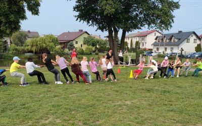 SP W CZAPIEWICACH: Dzień Dziecka i Sportu