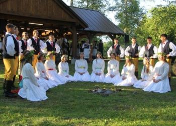 FOLKNIJ SE ZAPRASZA NA KASZUBSKIE WIDOWISKO OBRZĘDOWE