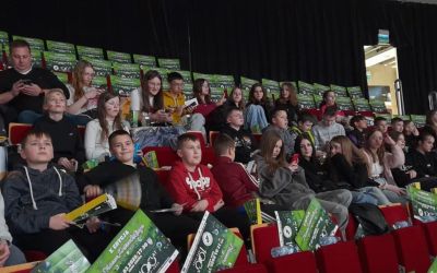 SP LUBNIA: X JUBILEUSZOWA EDYCJA KONKURSU PLASTYCZNEGO AKTYWNE KASZUBY i MECZ KASZUBSKI W ERGO ARENIE.