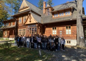 „PODRÓŻE Z KLASĄ”