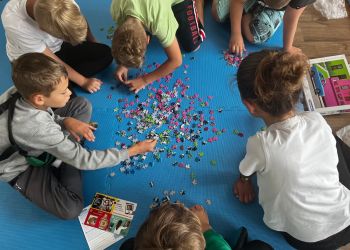 KASZUBSKI ZJAZDOWY KĄCIK DLA DZIECI