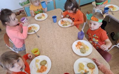 PRZEDSZKOLE NR 1: DZIEŃ MARCHEWKI