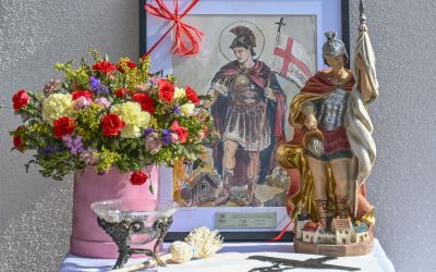 PIERWSZA FIGURA ŚW. FLORIANA W REMIZIE OSP W MAŁYCH CHEŁMACH