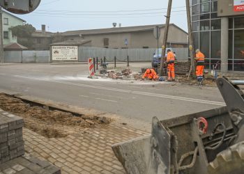 DOBRA WIADOMOŚĆ! BEZPIECZNIEJ NA UL. DWORCOWEJ - NOWE PRZEJŚCIA DLA PIESZYCH W BRUSACH