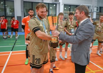 DACHY SZOPIŃSKI TRIUMFUJĄ W XXV JUBILEUSZOWYM TURNIEJU O PUCHAR BURMISTRZA BRUS