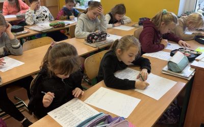 SP CZAPIEWICE: Konkursy matematyczne