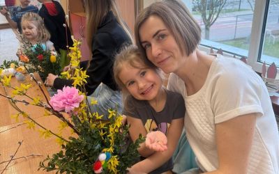 PRZEDSZKOLE NR 1: Żabki: Palmy Wielkanocne - warsztaty z udziałem rodziców