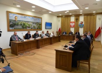 XXVIII sesja Rady Miejskiej w Brusach. Obejrzyj obrady na żywo!